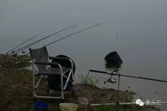 【钓鱼技巧】霾雾和露霜对垂钓的影响