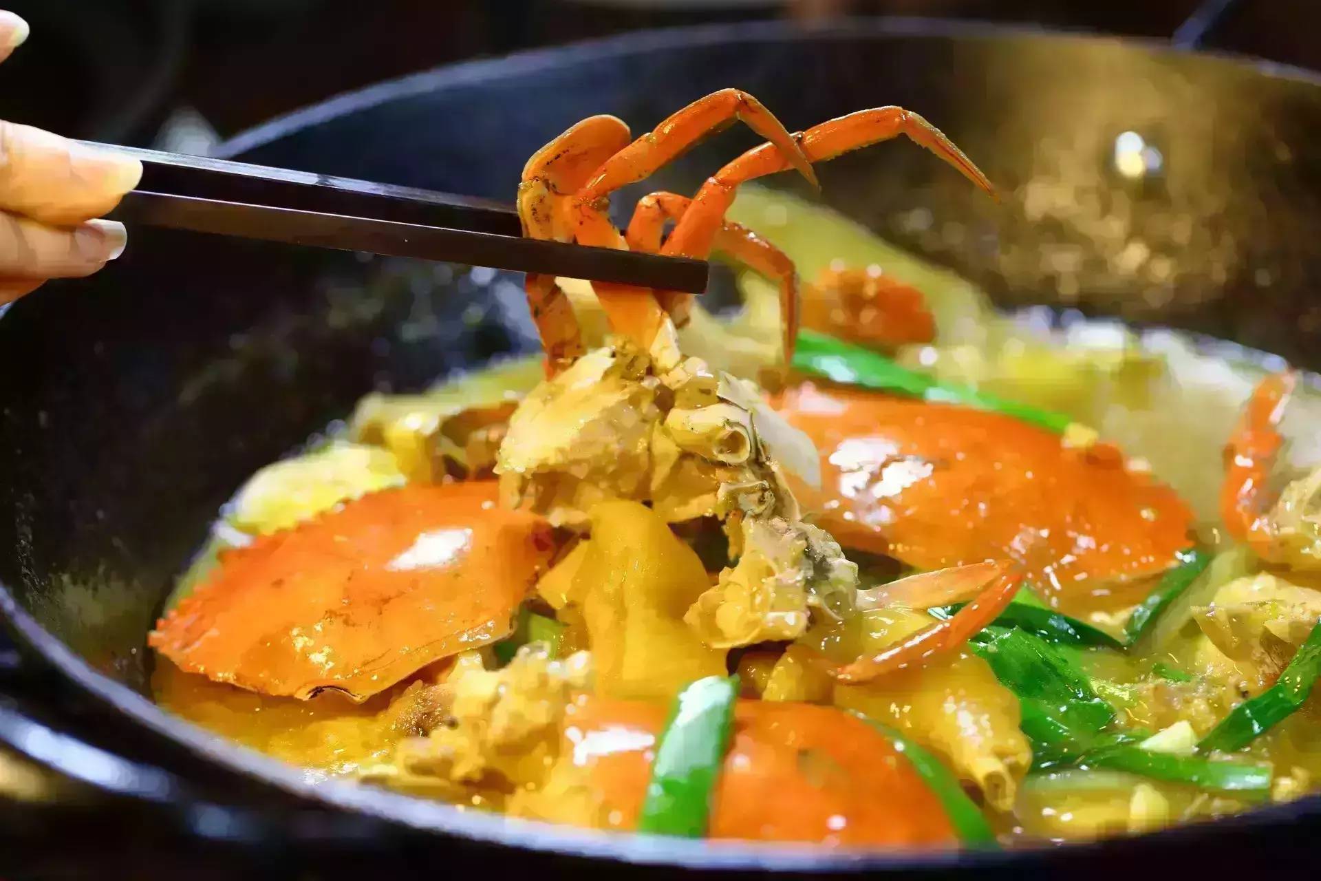 始创鸡煲蟹+风味疍家菜+地道粤菜，一堆金奖菜好吃到让人流泪！
