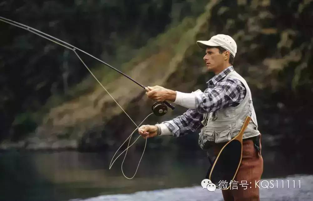 【钓技】秋季黑坑钓鲤鱼技巧，让你叹为观止的4招神技！