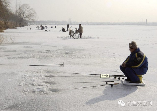 冬季水库钓鱼有什么技巧呢？