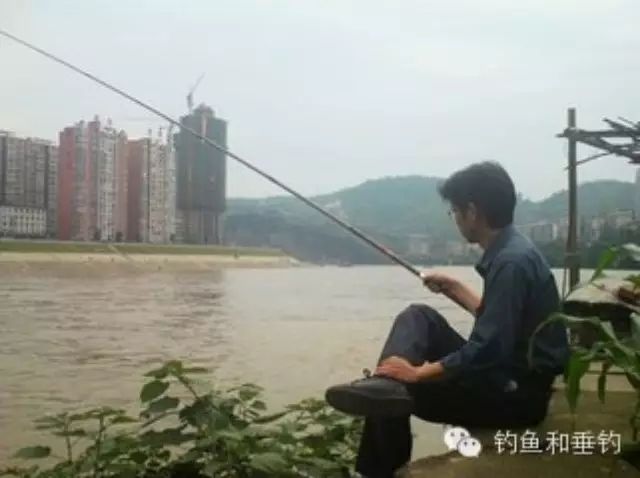 江河涨水期钓鱼技巧