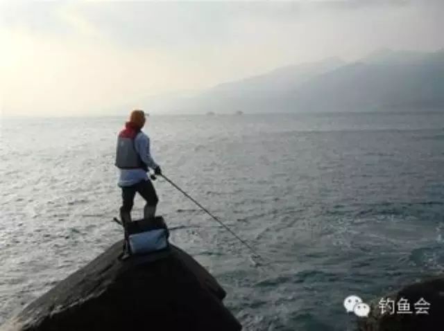你真的懂海钓矶钓时常用的S形搏鱼法吗？