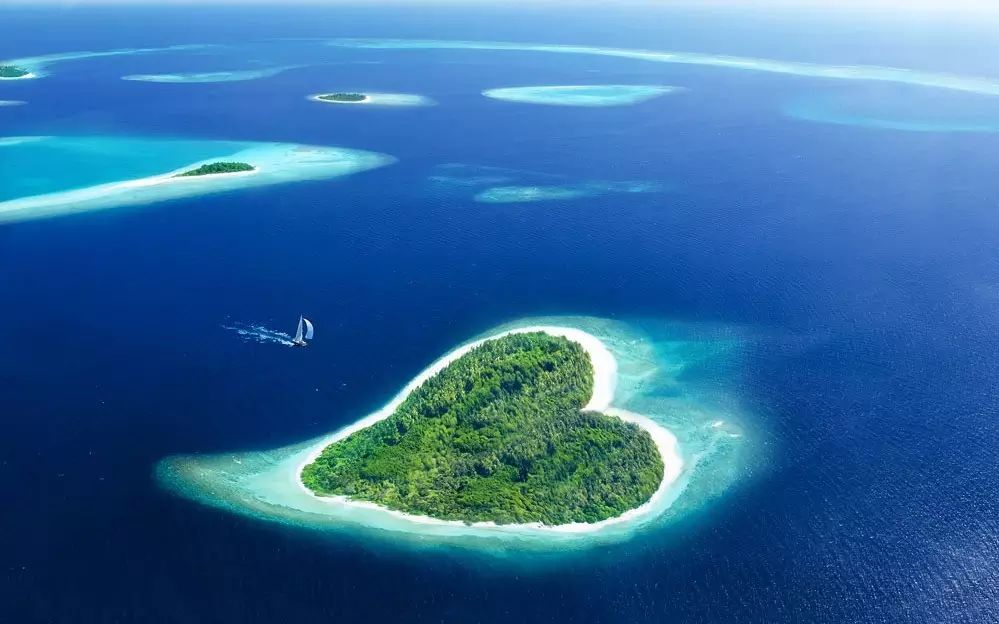 泛岛爱---点评我最喜爱的33个绝色海岛