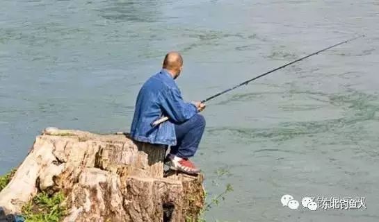 【钓鱼奇闻】88岁的老人还在钓鱼，垂钓的魅力