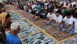 【钓鱼新闻】黎巴嫩创“最大海鲜展”吉尼斯世界纪录