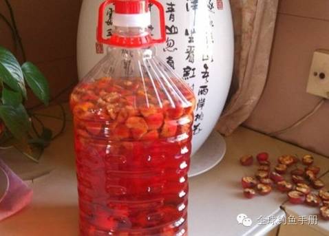 中药鱼饵山楂红糖曲香酒的制作及用法