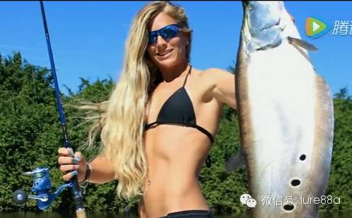 【视频】美女爱钓鱼系列之我们都是路亚迷！