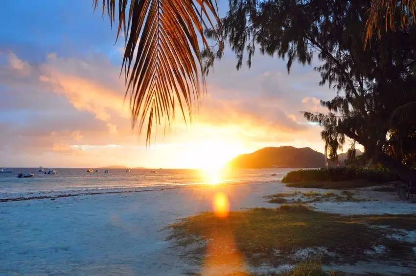 【境外旅游】比马尔代夫还要遥远的免签天堂岛，《国家地理》封它为全球最美海滩