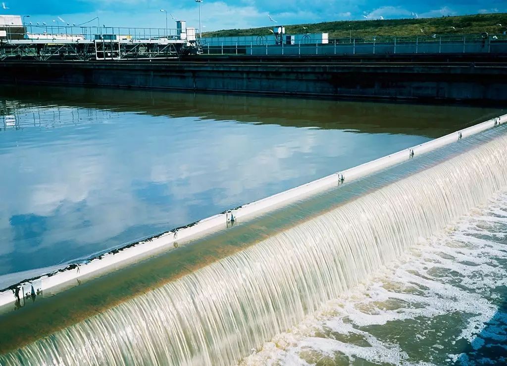 【关注】南部污水处理厂2期明年底完工，日处理污水10万吨