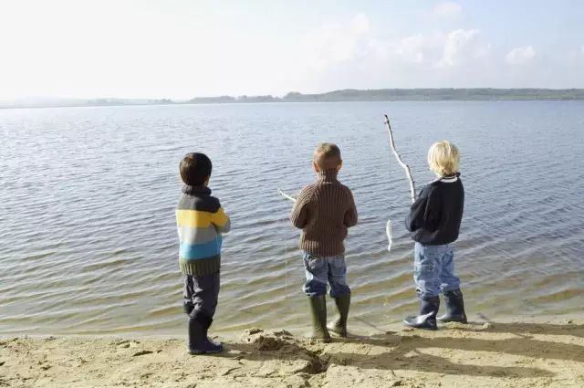 【江湖揭秘】教小孩钓鱼到底好不好？