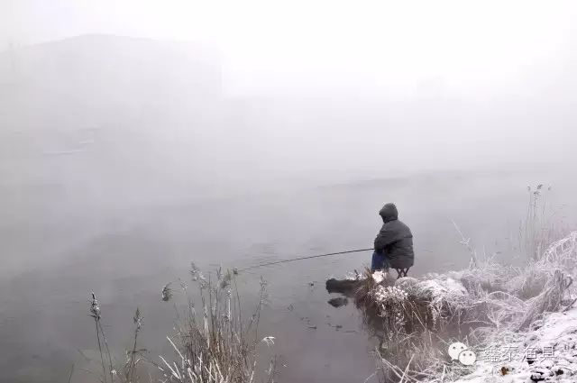 冬季钓鱼灵敏调漂方法三步骤