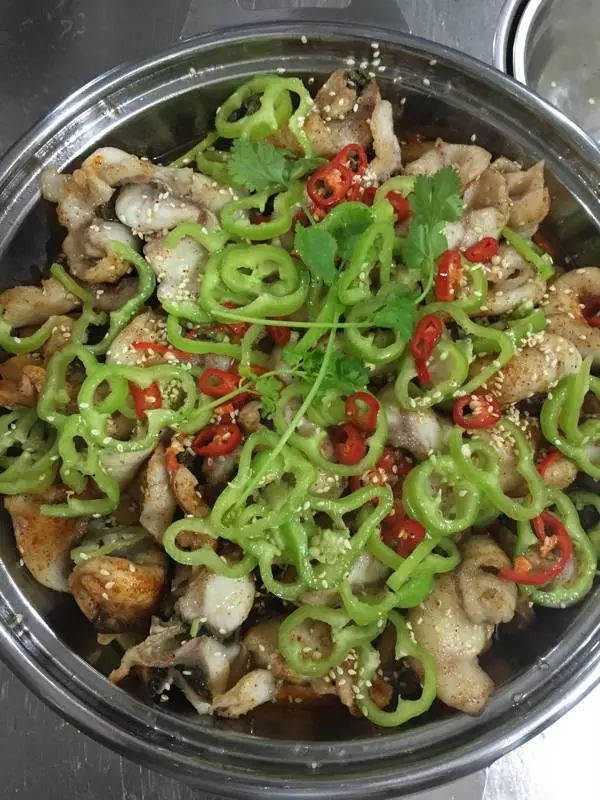 【周末美食】厨师钓友小陈：教你最美味的翡翠炝锅鱼！